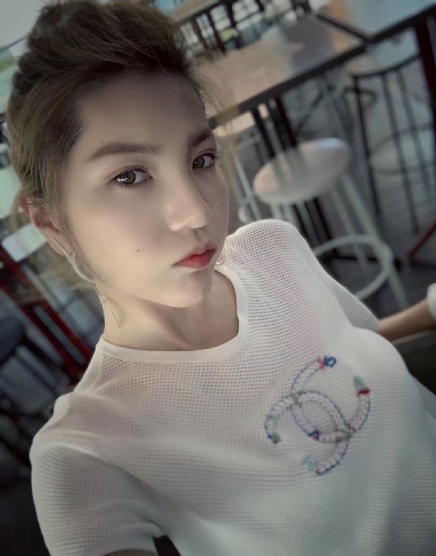 冷冷清秋的第一张照片--昆明相亲服务中心