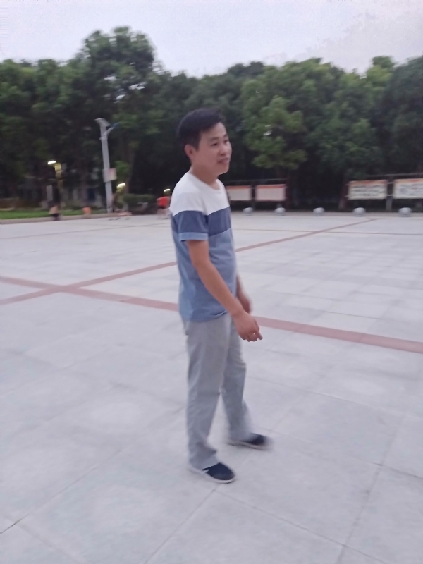 一笑的第一张照片--昆明相亲服务中心