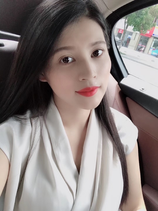 玲子的第一张照片--昆明相亲服务中心