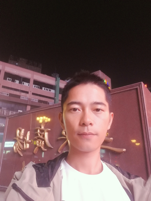 重庆小林的第一张照片--昆明相亲服务中心