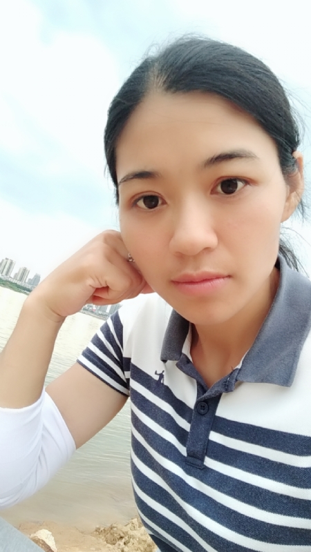 梅子的第一张照片--昆明相亲服务中心