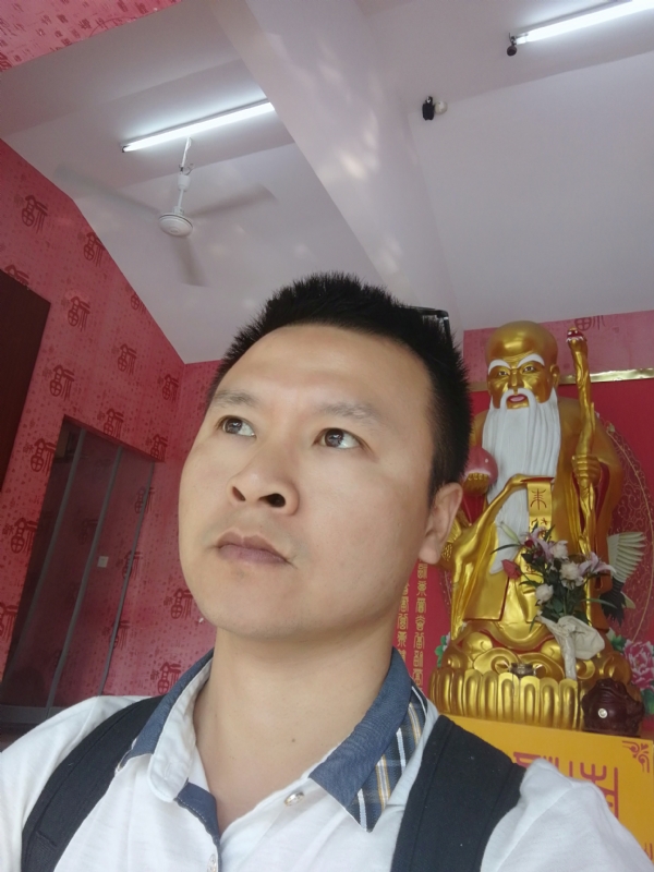 WAR的第一张照片--昆明相亲服务中心