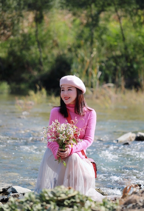 素年锦时的第一张照片--昆明相亲服务中心