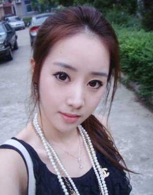 小可爱的第一张照片--昆明相亲服务中心