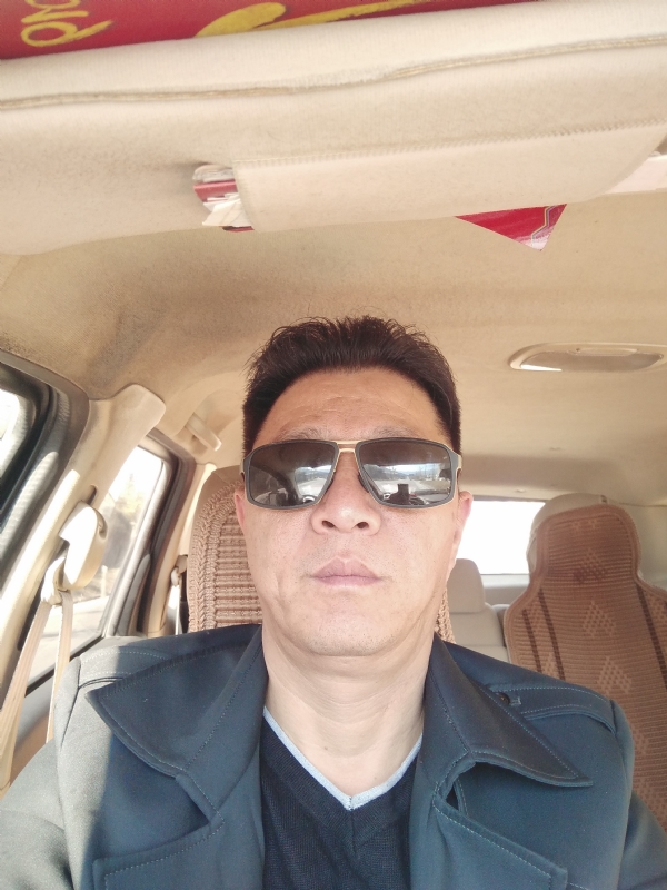 傲骨寒梅的第一张照片--昆明相亲服务中心