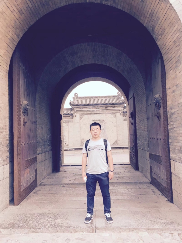 寻寻觅觅的第一张照片--昆明相亲服务中心