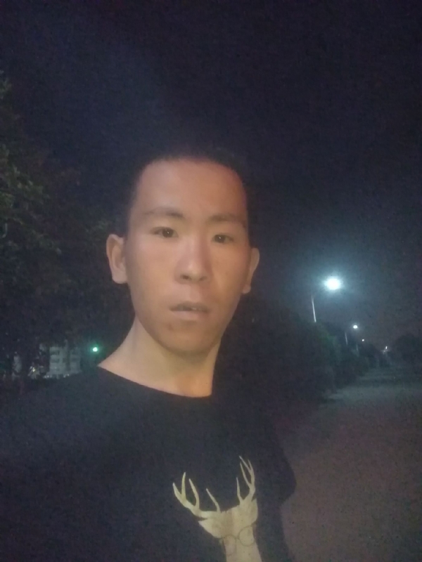 俞凯斌的第一张照片--昆明相亲服务中心