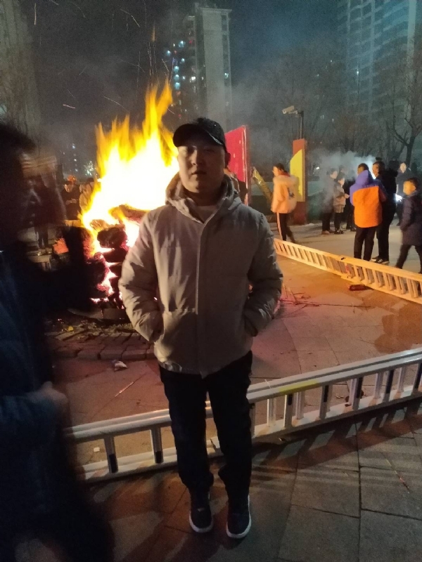 爱情里的俩个人的第二张照片--昆明相亲服务中心