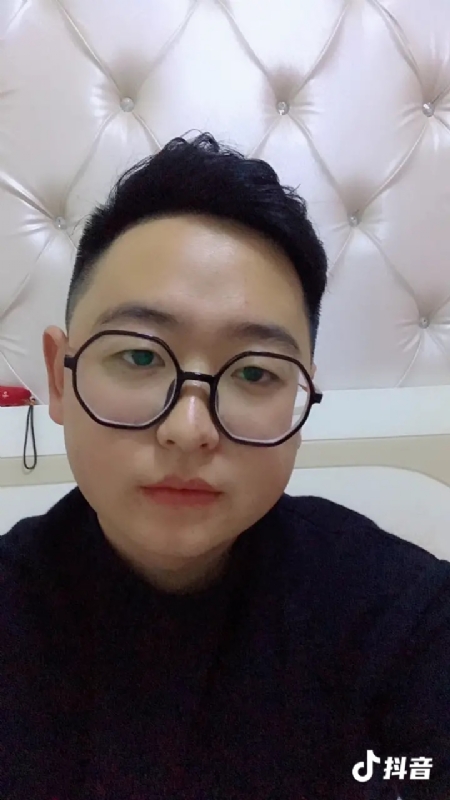 杰森的第一张照片--昆明相亲服务中心