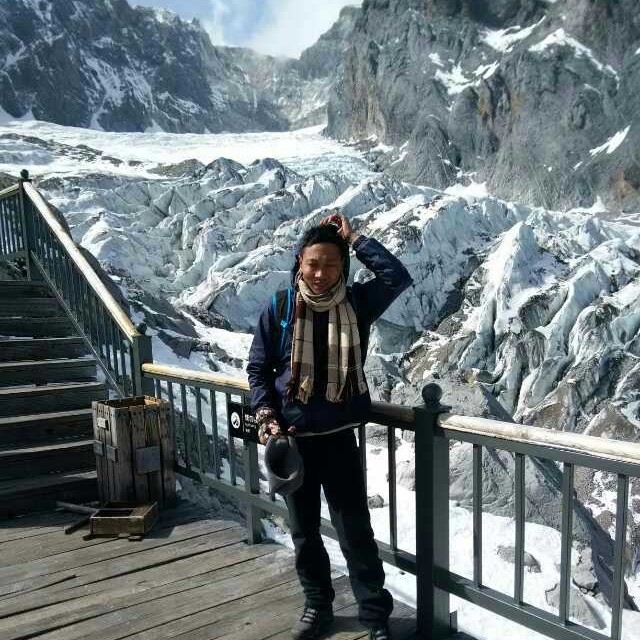 眯眯的第一张照片--昆明相亲服务中心