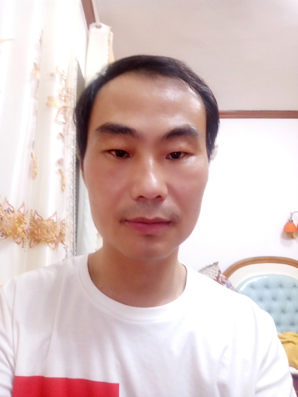 光明的第一张照片--昆明相亲服务中心