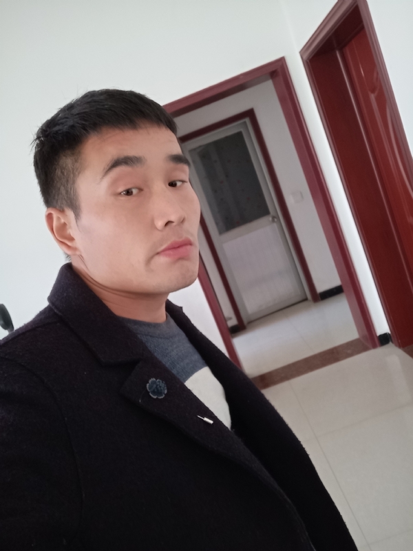 醒醒吧兄弟的第一张照片--昆明相亲服务中心