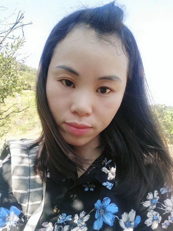 英英的第一张照片--昆明相亲服务中心