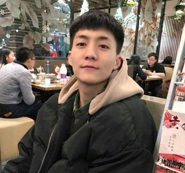 相爱的人的第一张照片--昆明相亲服务中心