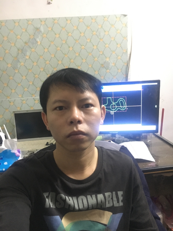 黄叶枫的第一张照片--昆明相亲服务中心