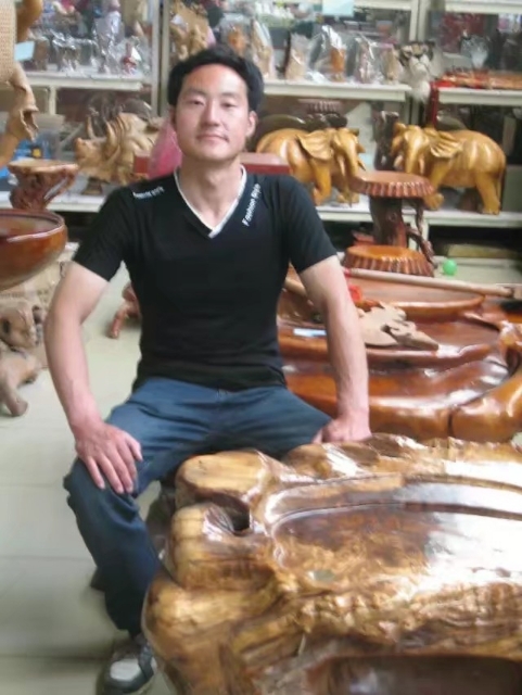 春暖花开的第一张照片--昆明相亲服务中心