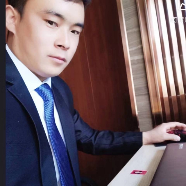 会哭的幸福的第一张照片--昆明相亲服务中心