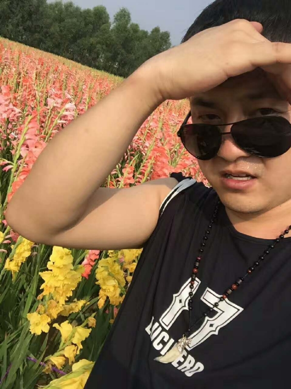 QH-蓝细胞的第一张照片--昆明相亲服务中心