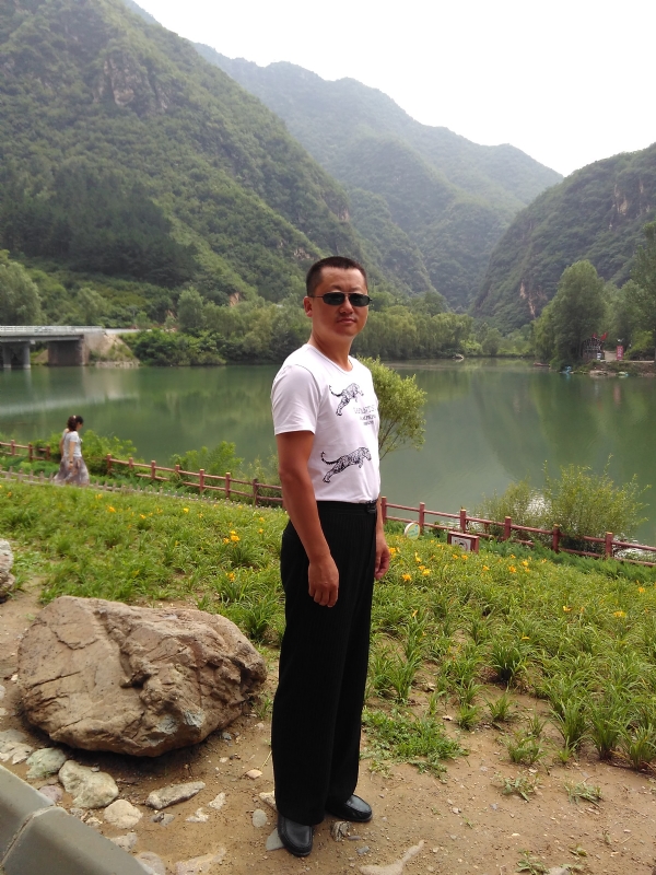 yuren2433的第三张照片--昆明相亲服务中心