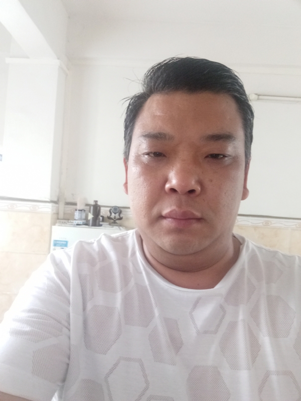 帅帅的第一张照片--昆明相亲服务中心