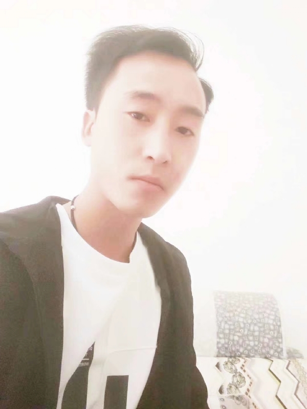 萧艺的第一张照片--昆明相亲服务中心