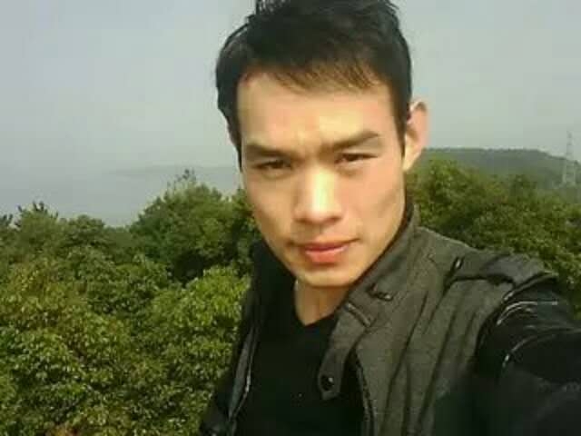 明镜的第一张照片--昆明相亲服务中心