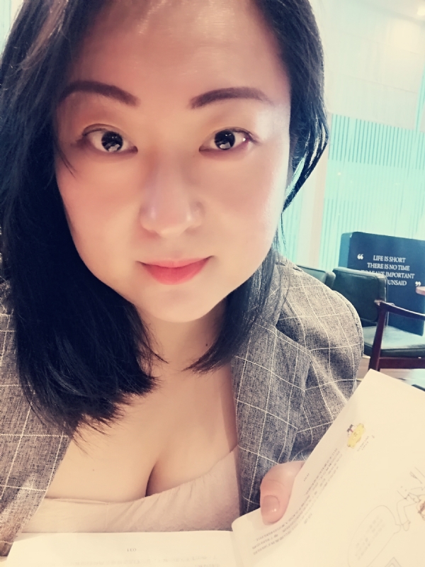 铃瑶的第二张照片--昆明相亲服务中心