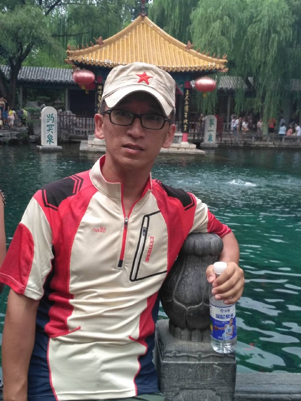 晓峰的第一张照片--昆明相亲服务中心