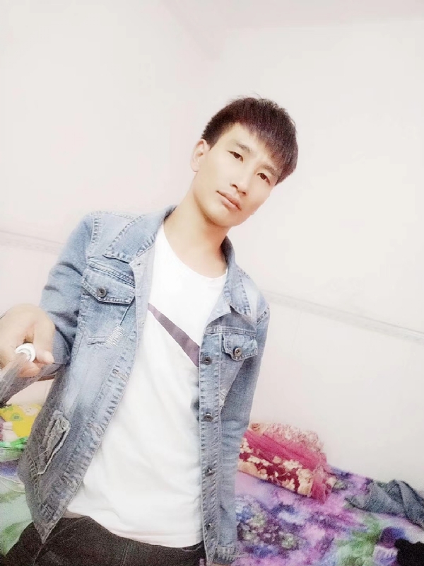 心好痛的第一张照片--昆明相亲服务中心