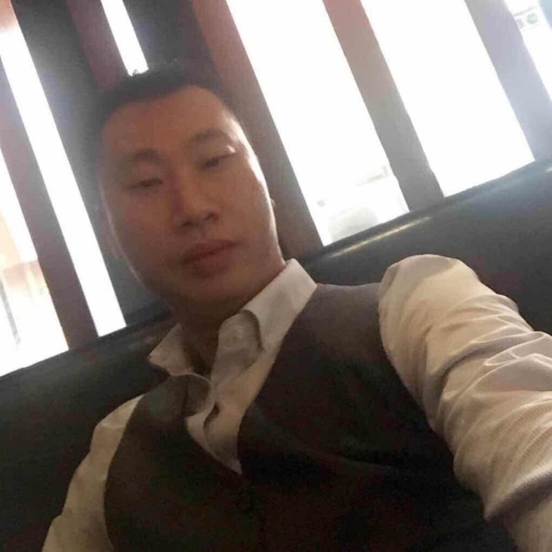 陈威的第一张照片--昆明相亲服务中心