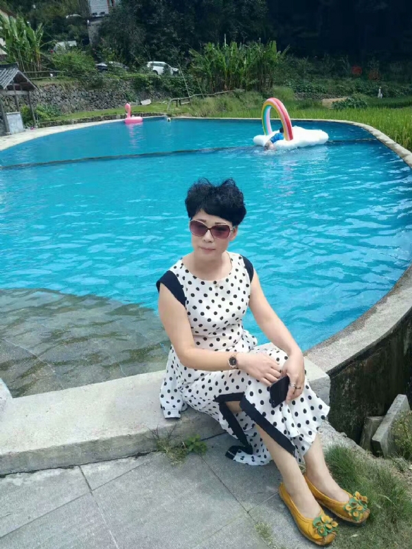 守望幸福的第一张照片--昆明相亲服务中心