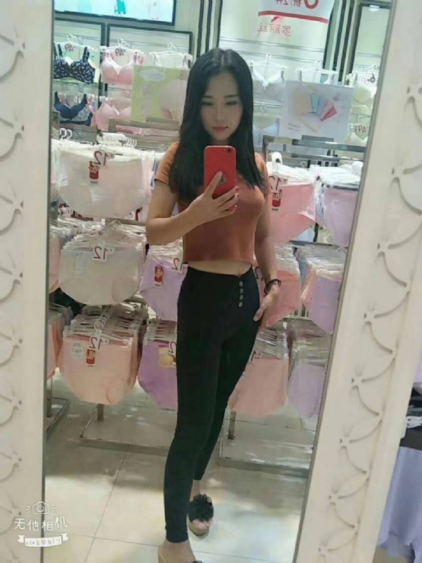 小可爱的第一张照片--昆明相亲服务中心