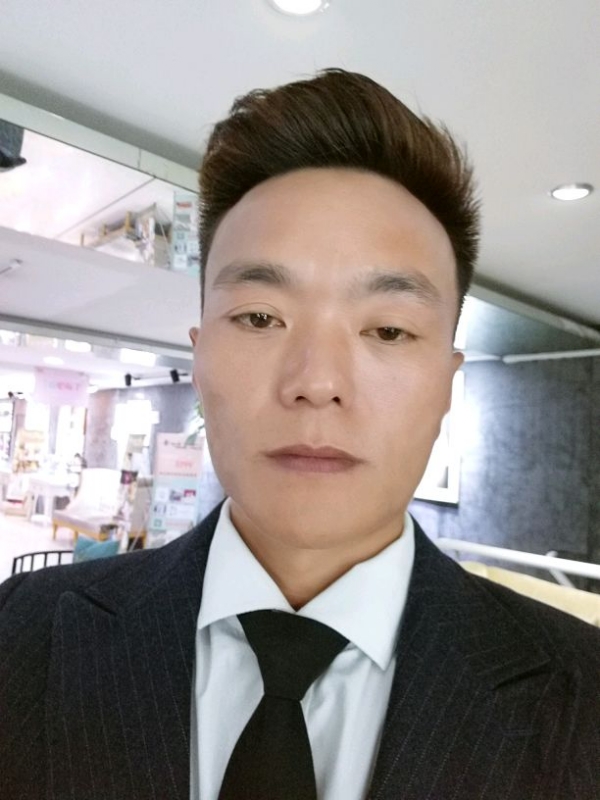 醉酒的蝴蝶的第一张照片--昆明相亲服务中心