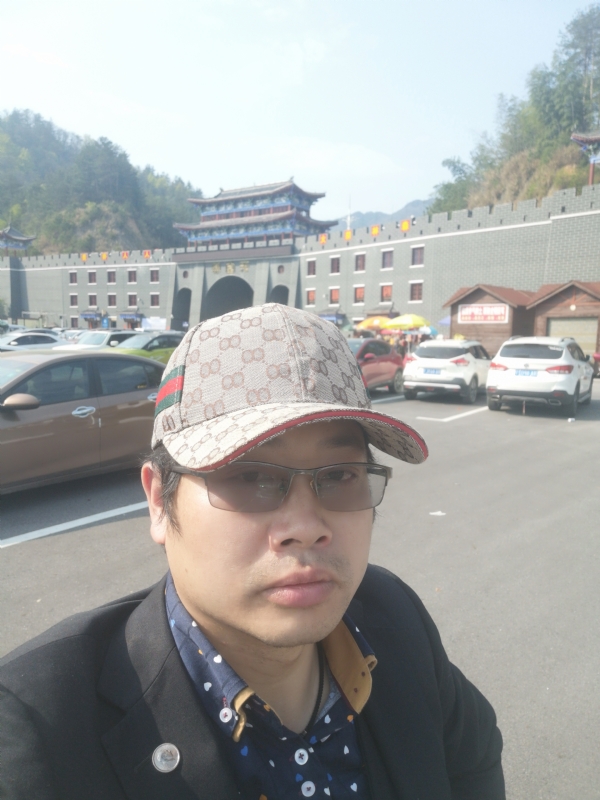 金沧海的第一张照片--昆明相亲服务中心