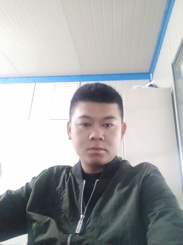 少校的第一张照片--昆明相亲服务中心