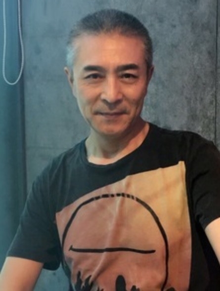 拥抱明天的第一张照片--昆明相亲服务中心