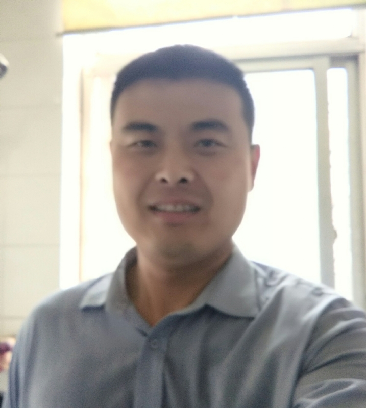 李伟的第一张照片--昆明相亲服务中心