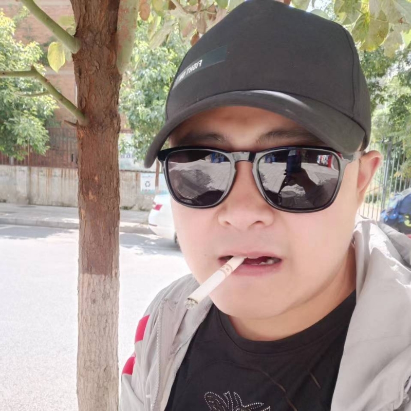 瞄小七的第一张照片--昆明相亲服务中心