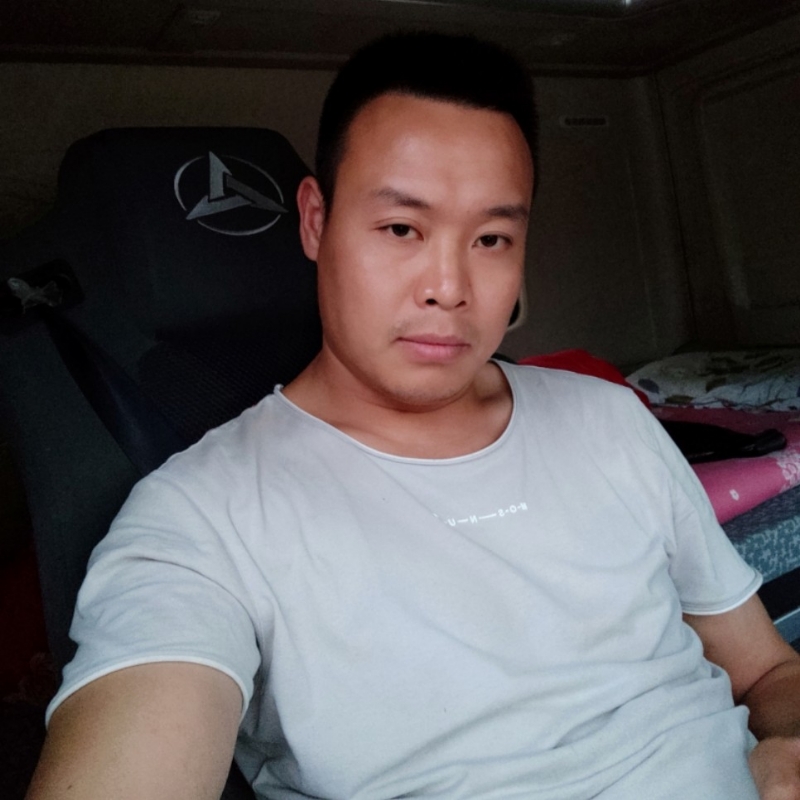 默默的第一张照片--昆明相亲服务中心