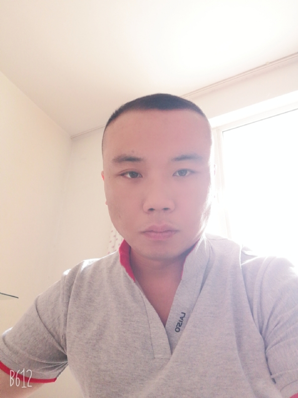 那夜的风的第一张照片--昆明相亲服务中心