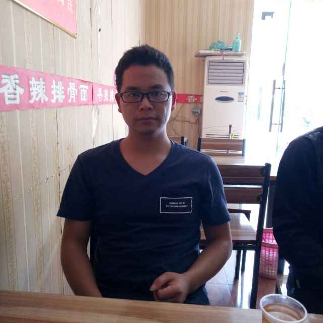 会哭的星星的第一张照片--昆明相亲服务中心