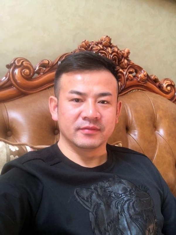 治国的第一张照片--昆明相亲服务中心