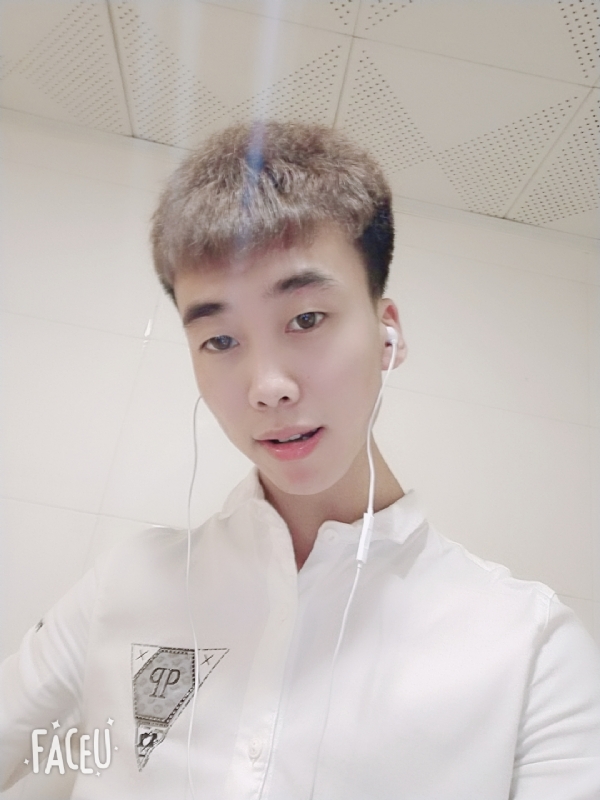 晚枫的第三张照片--昆明相亲服务中心