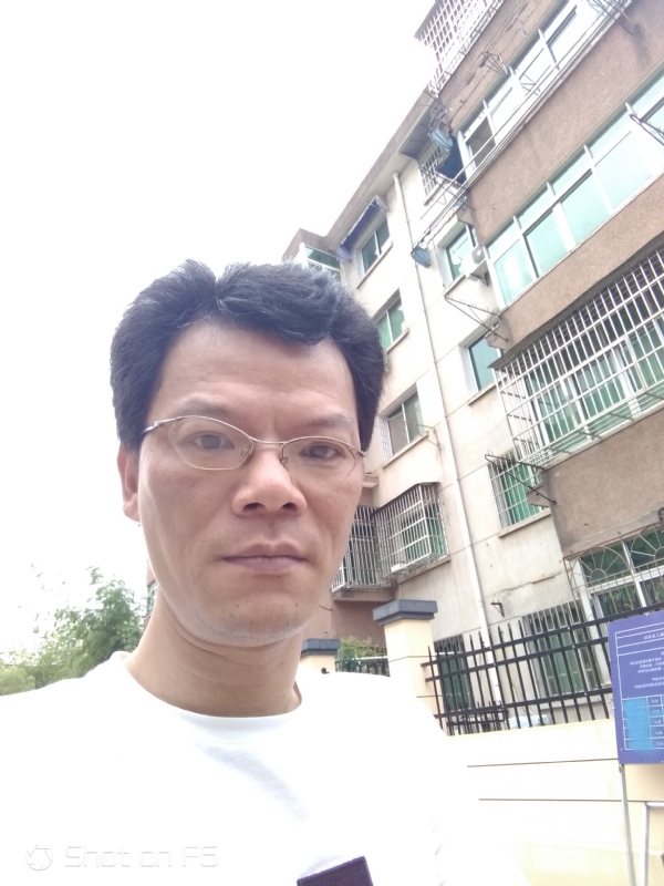 寂静海洋的第一张照片--昆明相亲服务中心