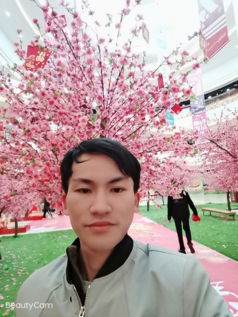 单身一人的第二张照片--昆明相亲服务中心