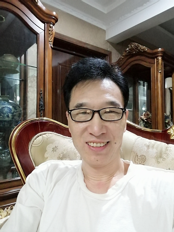 我在这里的第一张照片--昆明相亲服务中心