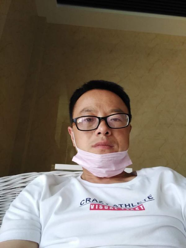 小马奔腾的第一张照片--昆明相亲服务中心