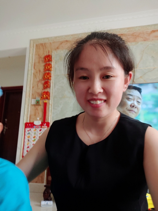 睿智的第一张照片--昆明相亲服务中心