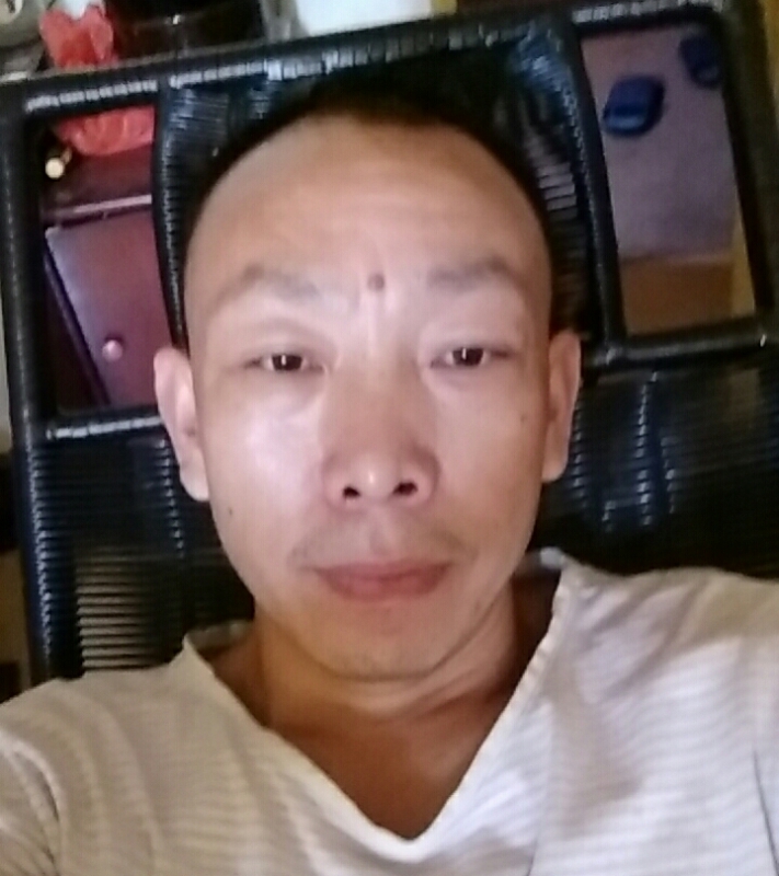 寻爱的第一张照片--昆明相亲服务中心