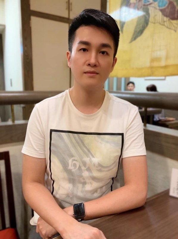 岁月流逝的第一张照片--昆明相亲服务中心